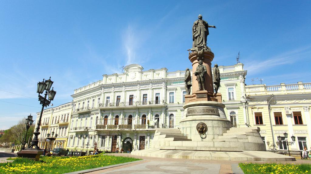 Shestaya Zhemchuzhina Odessa Exterior foto